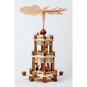 Link zu  Pyramide für 6 Pyramidenkerzen