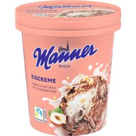Link zu  Eis, Haselnuss & Sahne mit Schokosoße